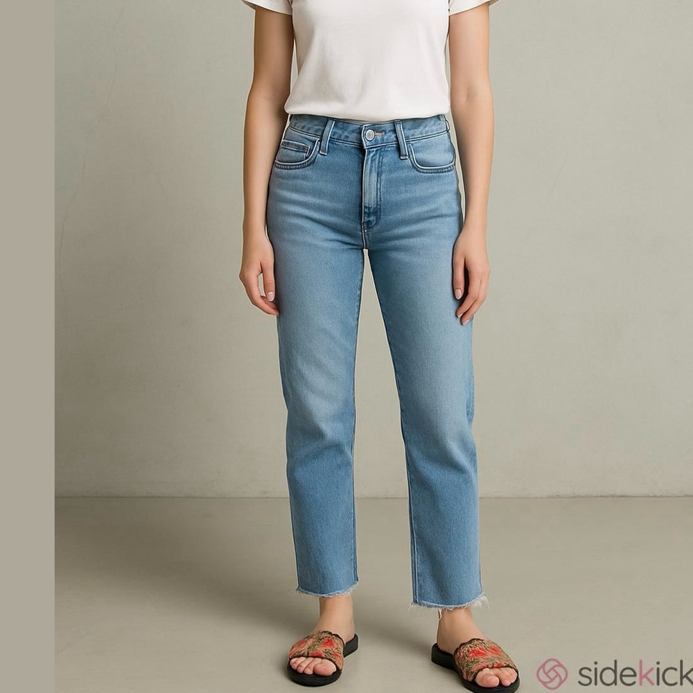 MOTHER Light Blue Ankle Crop Jeans
